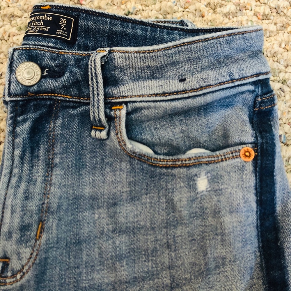 🤍Harper Low Rise Ankle Jeans